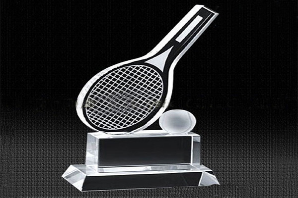 Cúp pha lê tennis đẹp 2024