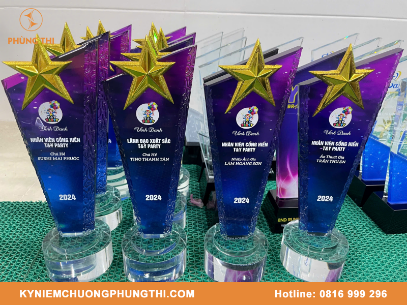 Kỷ niệm chương ngành tài chính đẹp & ấn tượng Kỷ niệm chương ngành tài chính