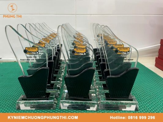 Nhà cung cấp kỷ niệm chương uy tín
