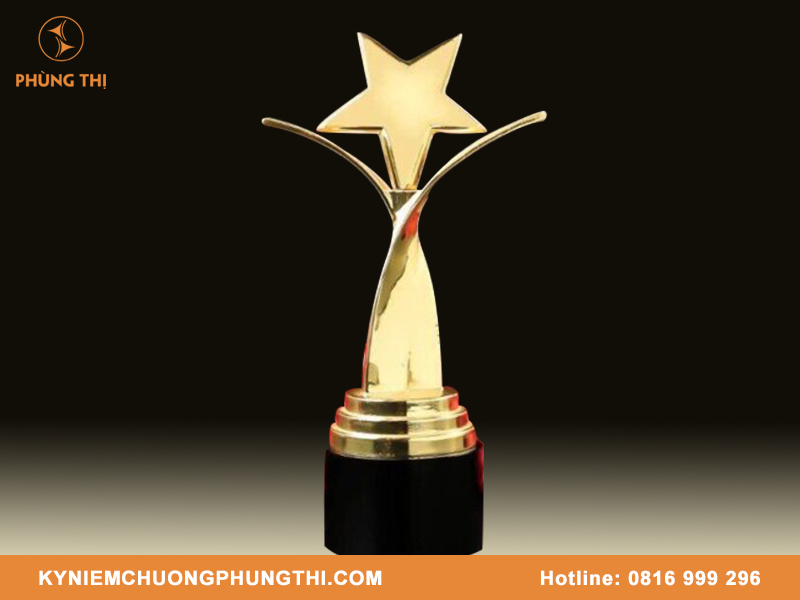 Đặt làm cúp vinh danh theo yêu cầu tại TPHCM Đặt làm cúp vinh danh theo yêu cầu tại TPHCM