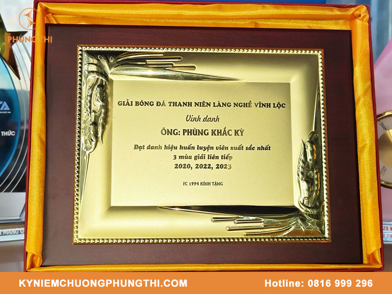 Mẫu bảng vàng danh dự được yêu thích nhất mẫu bảng vàng danh dự
