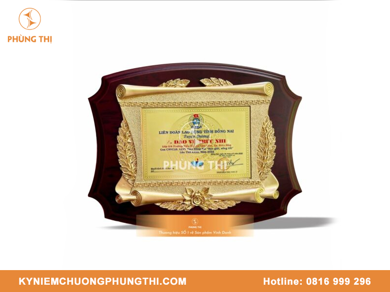 Mẫu bảng vinh danh đẹp, độc đáo & ý nghĩa Mẫu bảng vinh danh đẹp