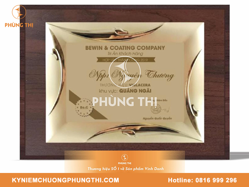 Mẫu vinh danh cá nhân xuất sắc phổ biến Mẫu vinh danh cá nhân xuất sắc