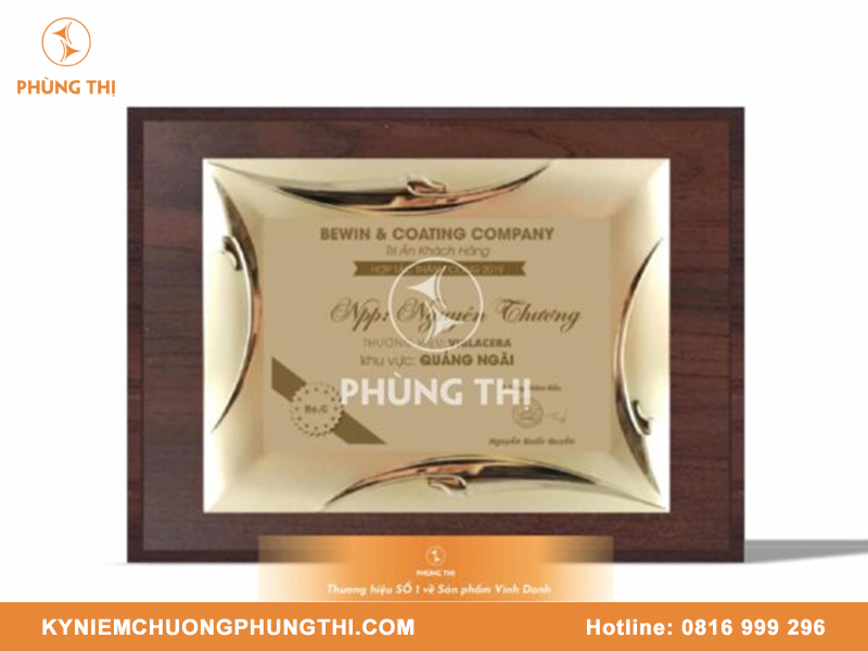 Mẫu vinh danh nhân viên xuất sắc đẹp và ấn tượng Mẫu vinh danh nhân viên xuất sắc