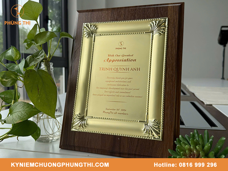 Thiết kế bảng vinh danh đẹp, độc đáo & chuyên nghiệp Thiết kế bảng vinh danh đẹp