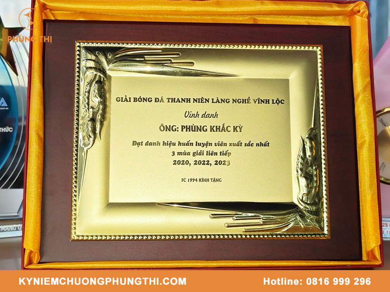 Bảng vinh danh bóng đá đẹp, độc đáo & ý nghĩa Bảng vinh danh bóng đá