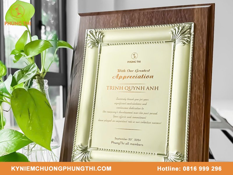 Những ai được tặng Huân chương Sao vàng? Những ai được tặng Huân chương Sao vàng?