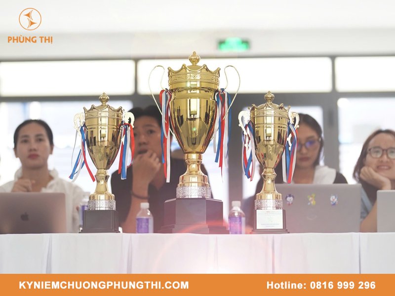 Cúp lưu niệm Pickleball thiết kế đẹp & ý nghĩa Cúp lưu niệm Pickleball