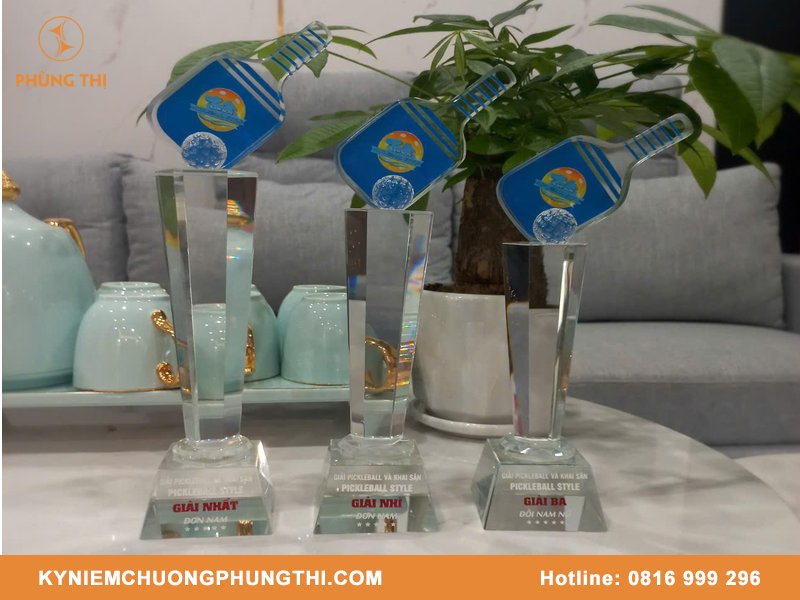 Cúp lưu niệm Pickleball thiết kế đẹp & ý nghĩa Cúp lưu niệm Pickleball