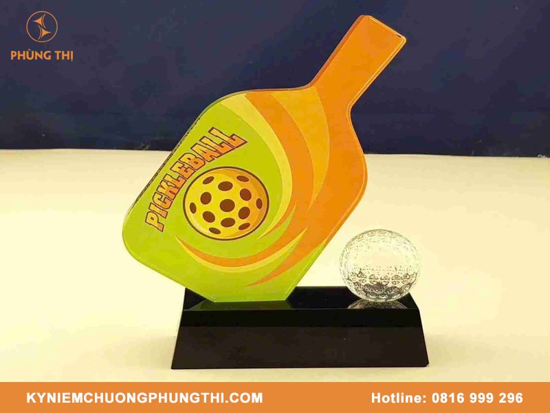 Cúp nhựa Pickleball giá rẻ & thiết kế đẹp Cúp nhựa Pickleball