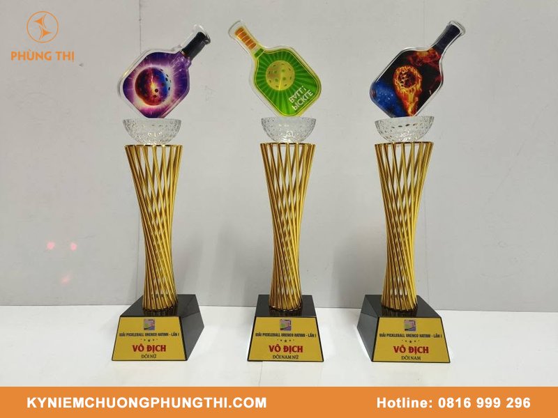 Cúp Pickleball cao cấp & chất lượng tại Phùng Thị Cúp Pickleball cao cấp