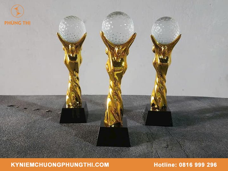 Cúp Pickleball giá bao nhiêu? Cúp Pickleball giá bao nhiêu?