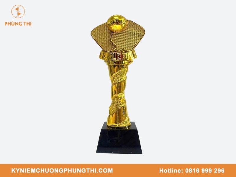 Cúp trao giải Pickleball