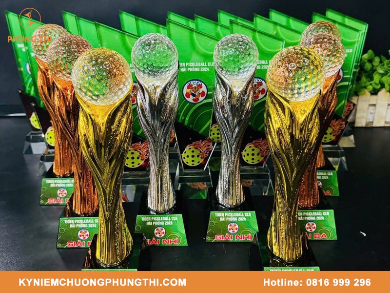 Làm cúp Pickleball theo yêu cầu