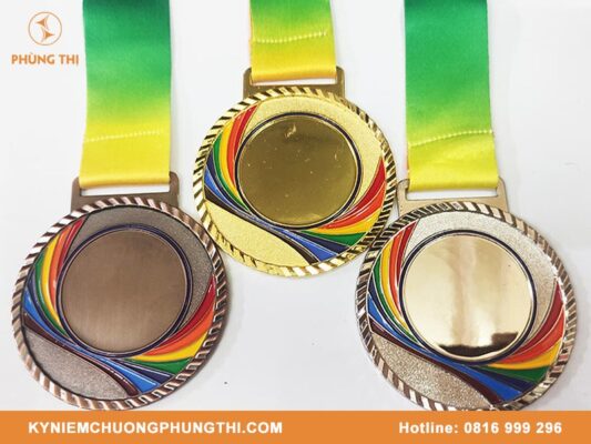 Làm huy chương theo yêu cầu