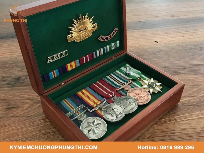 Hộp đựng huy chương
