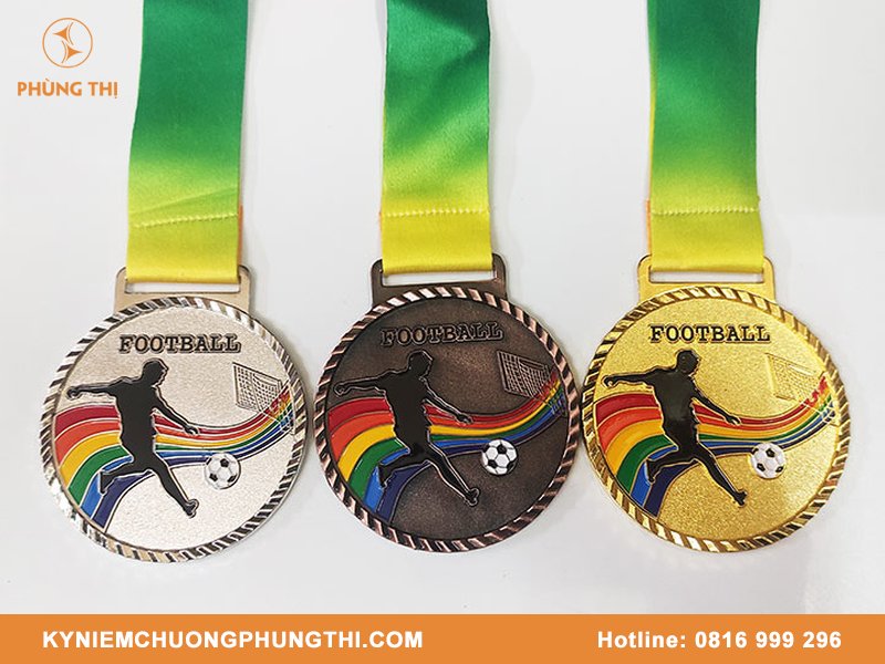 Mẫu huy chương đá banh