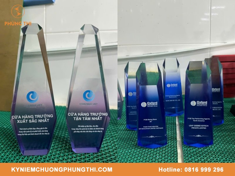 Cửa hàng quà tặng lưu niệm