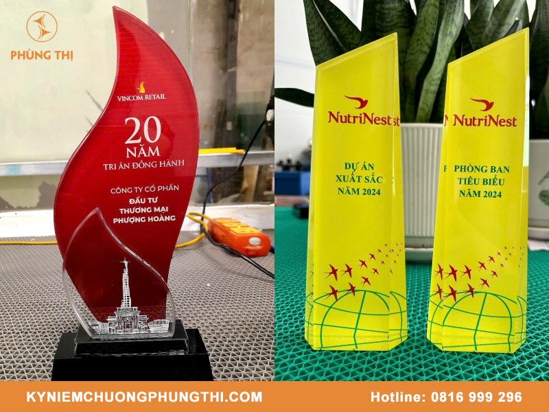 In quà tặng lưu niệm