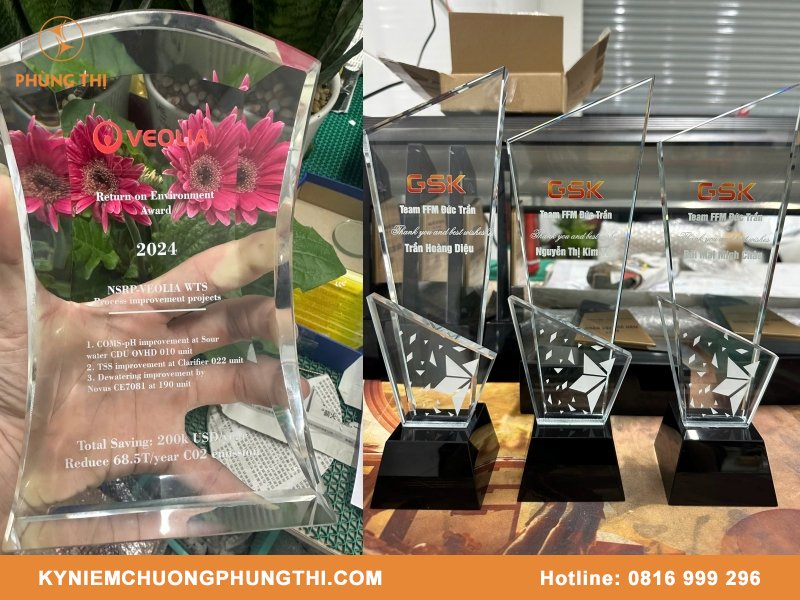 Kỷ niệm chương thuỷ tinh