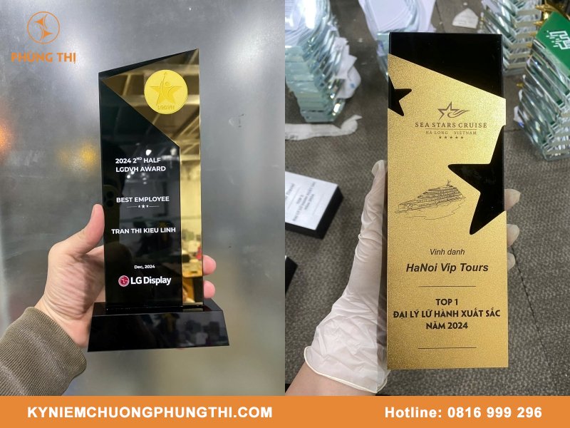 Quà lưu niệm cho học sinh