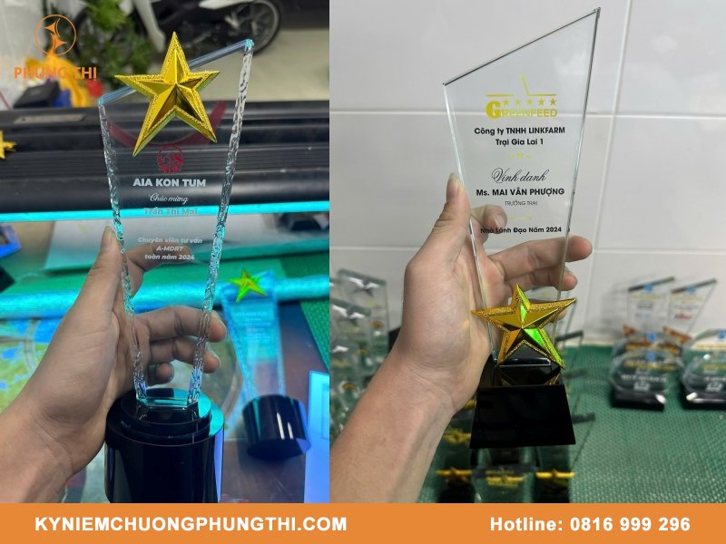 Quà lưu niệm tặng sếp