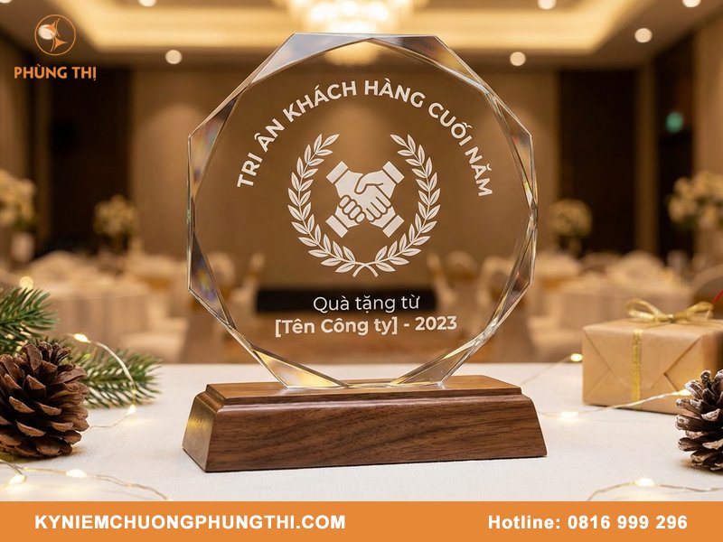 Quà tặng tri ân khách hàng cuối năm đẹp & ý nghĩa