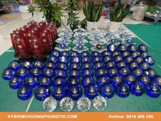 Các món quà lưu niệm ý nghĩa