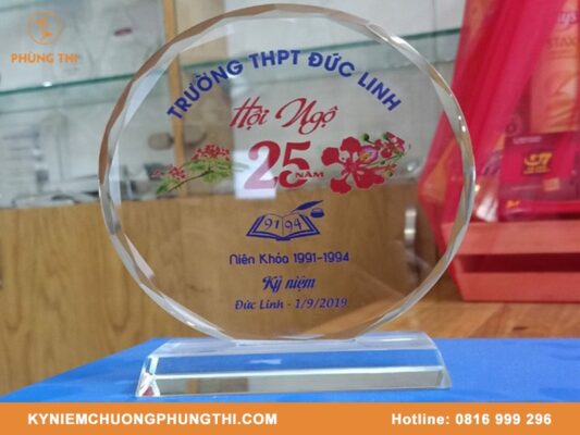 Quà tặng kỷ niệm ngày ra trường