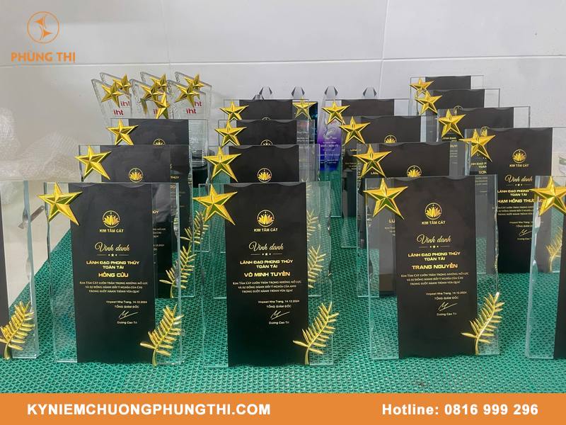 Quà tặng lưu niệm cao cấp dành cho đối tác quan trọng Quà tặng lưu niệm cao cấp