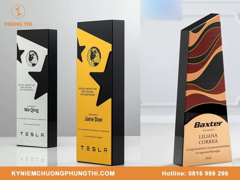 Quà tặng lưu niệm khắc tên gửi gắm tâm tình người tặng Quà tặng lưu niệm khắc tên