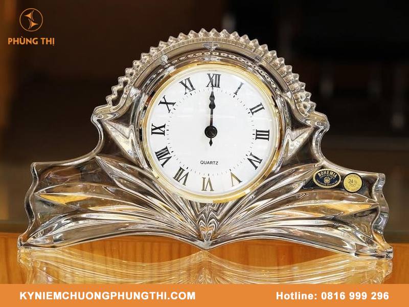 Đồng hồ pha lê BST cao cấp mang đến vẻ đẹp sang trọng nhất Đồng hồ pha lê BST cao cấp
