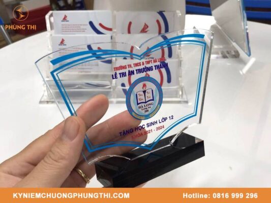 Quà lưu niệm cho học sinh tiểu học