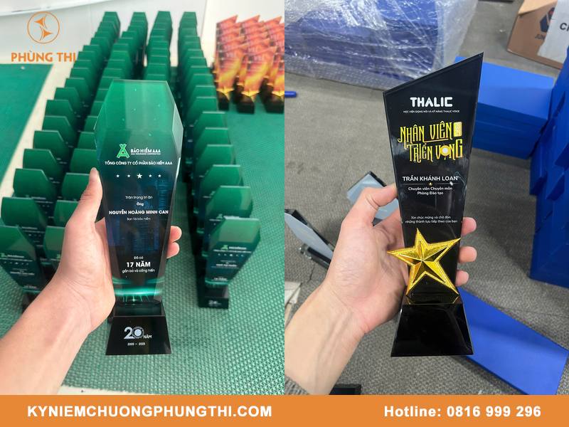 Quà lưu niệm hội nghị thiết kế đẹp, sang trọng & ý nghĩa Quà lưu niệm hội nghị