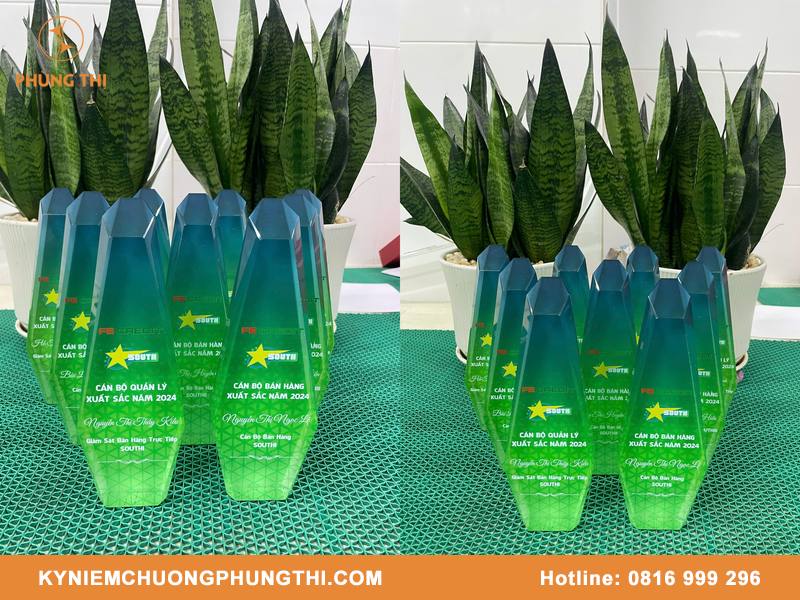 Quà lưu niệm khắc laser đẹp tinh xảo & đa dạng mẫu mã Quà lưu niệm khắc laser