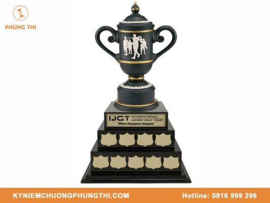 Cách ghi nội dung trên cúp Golf