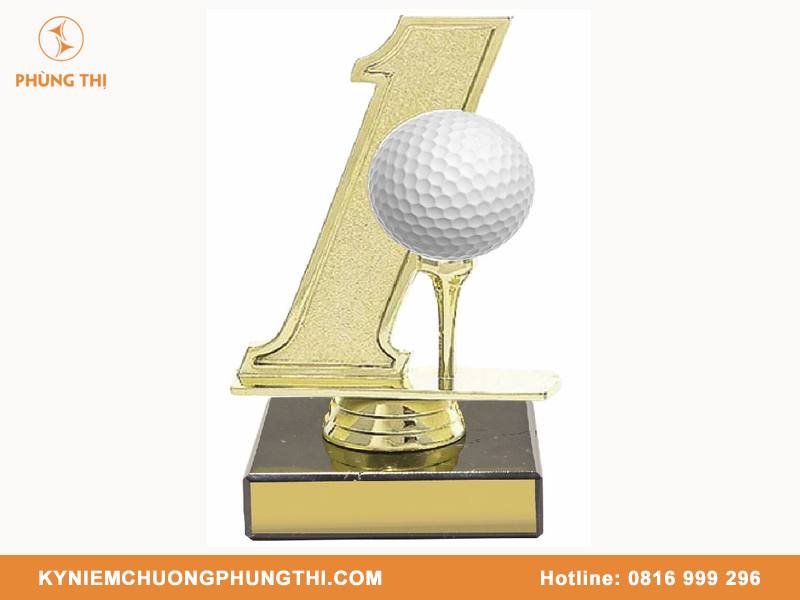 Cúp Golf cho giải Hole-in-One (HIO)