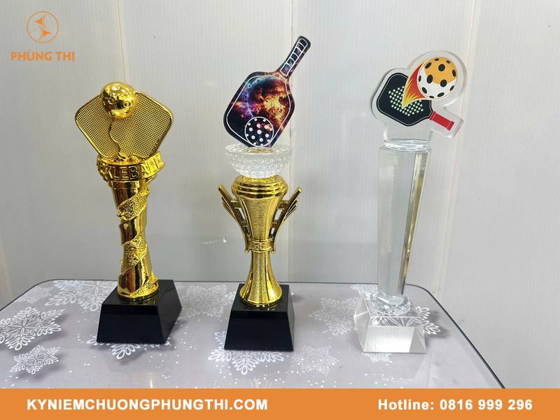 Cúp Pickleball là gì? Địa chỉ đặt làm cúp uy tín giá rẻ Cúp Pickleball là gì?