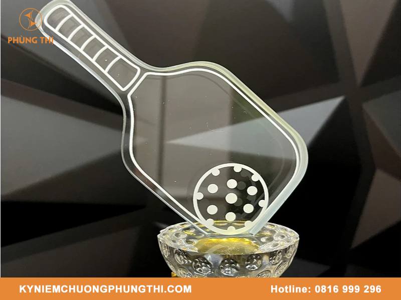 Thiết kế cúp Pickleball theo yêu cầu