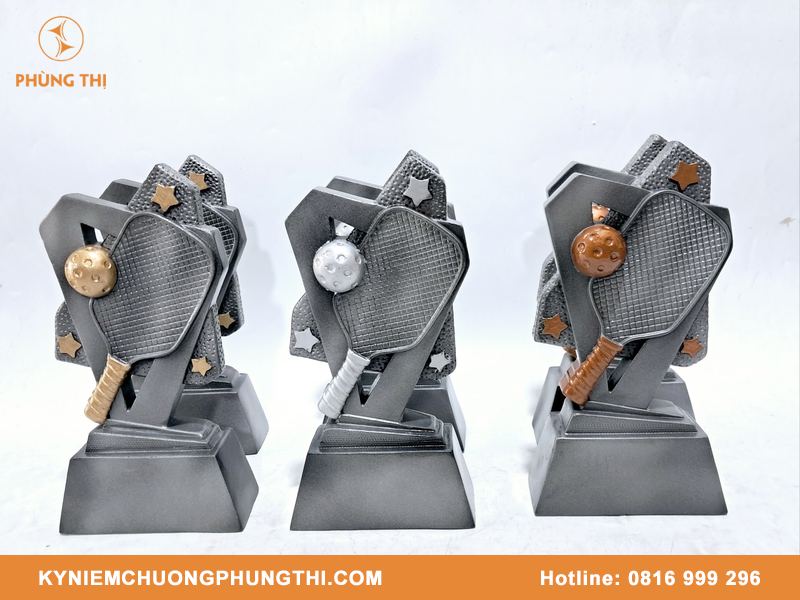 Hình ảnh mẫu cúp Pickleball