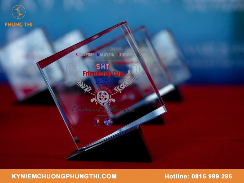 Kim cương và pha lê cái nào đắt hơn bạn đã biết rõ chưa? Kim cương và pha lê cái nào đắt hơn?