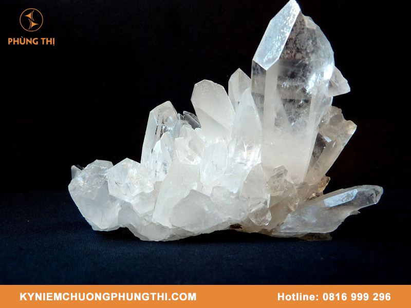 Pha lê thật giá bao nhiêu?