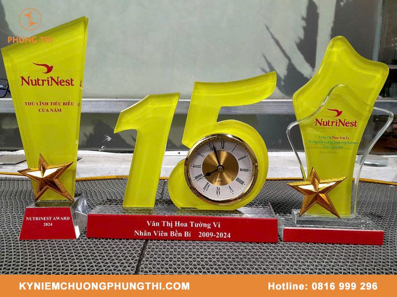 Phân biệt pha lê và thủy tinh đơn giản cùng Phùng Thị