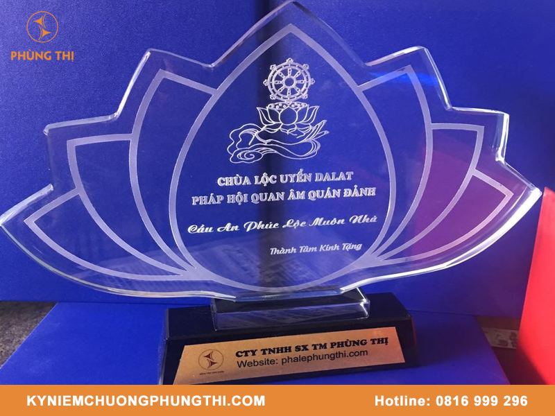 Ý nghĩa của pha lê là gì khi dùng làm quà tặng cao cấp? Ý nghĩa của pha lê là gì?