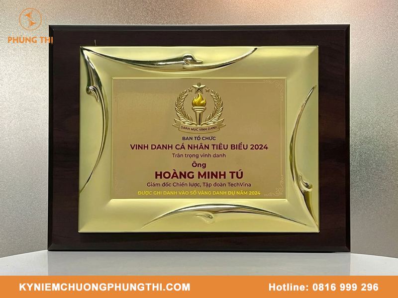 Bảng vinh danh Cần Thơ