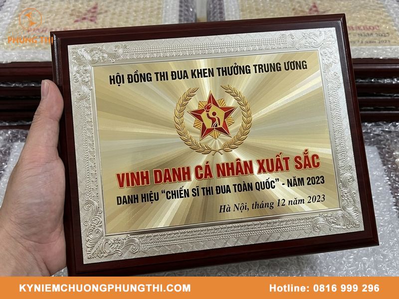 Bảng vinh danh Cần Thơ