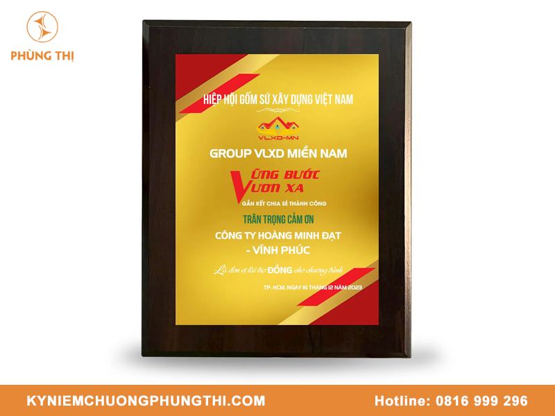 Bảng vinh danh TP.HCM
