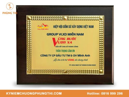 Cách viết nội dung bảng vinh danh