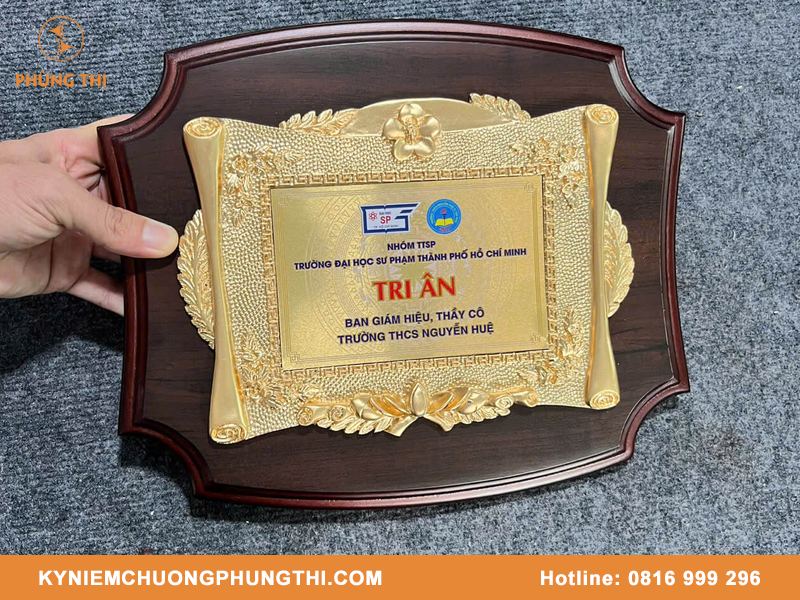Nơi làm bảng vinh danh gần nhất