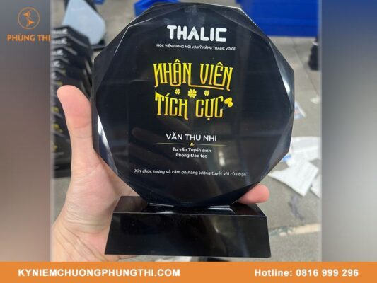 Quy trình vinh danh nhân viên trong công ty